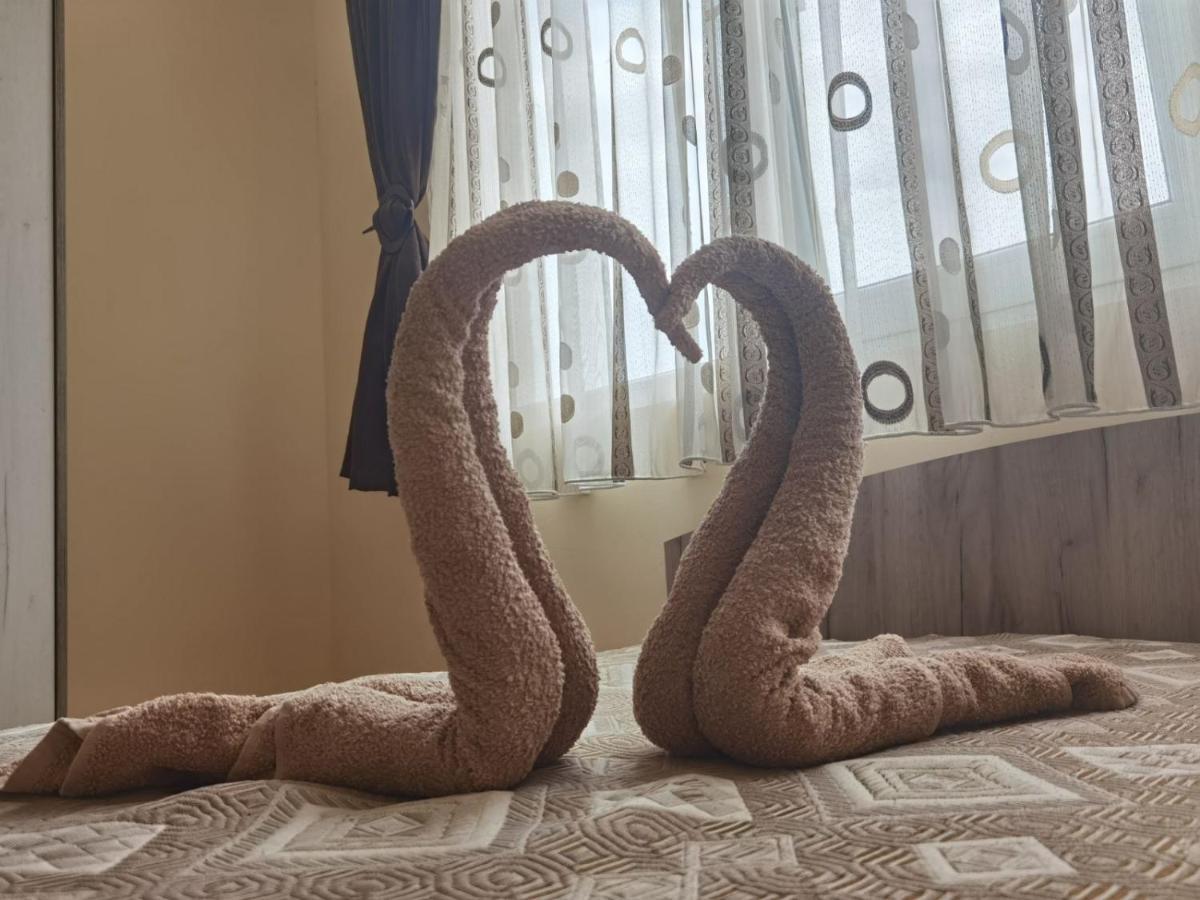 Апартамент Дани Apartament Dani Kazanlŭk Exteriör bild